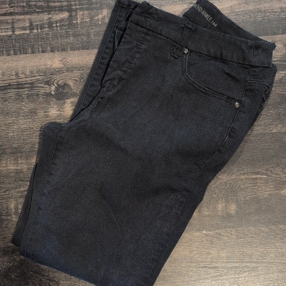Chico's Women's Black Skinny Jeans